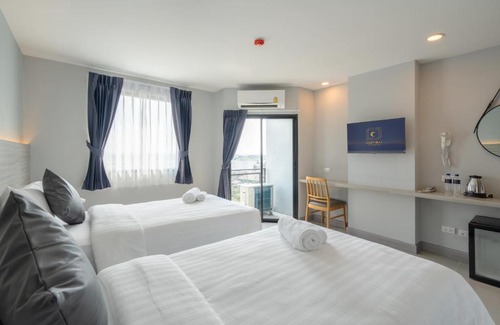 Racha Thewa Hotel | Cozy Blu Suvarnabhumi