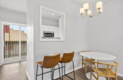 Milwood Apartment | Cozy BoHo 2bd Apartment - Cedar Park/North Austin