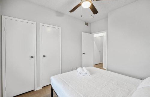 Milwood Apartment | Cozy BoHo 2bd Apartment - Cedar Park/North Austin