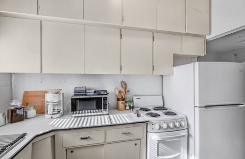 Great Falls Apartment | Cozy Boho Hideaway 1BR Retreat w/Smart TV