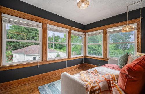Downtown Omaha House | Cozy Boho Retreat Blocks from UNMC