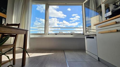 g.k. Strelbishte Apartment | Cozy Boho small apartment