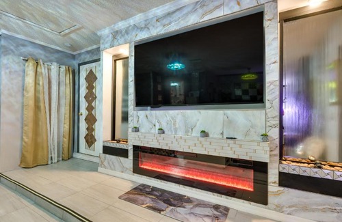Seffner Community Alliance Apartment | Cozy Brandon Vacation Rental with Shared Pool!
