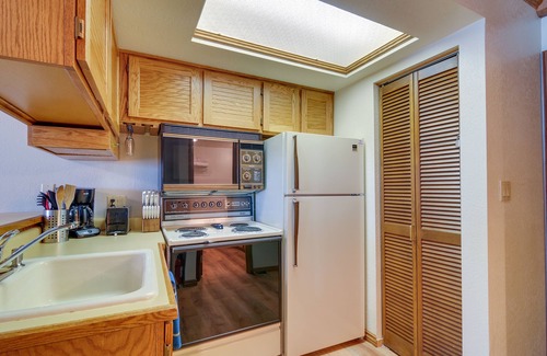 Brian Head Apartment | Cozy Brian Head Condo Near Hiking & Biking!
