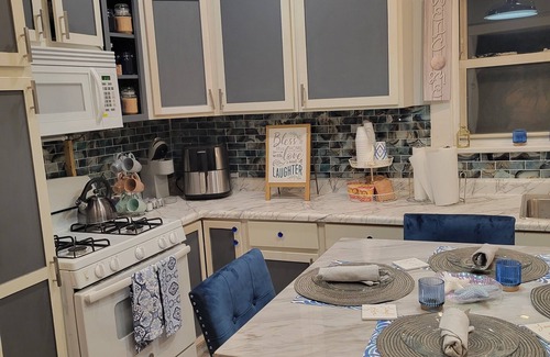 Gary House | Cozy brick home in a quiet neighborhood