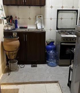 Abu Dhabi Apartment | Cozy Budget Apt Near Embassies