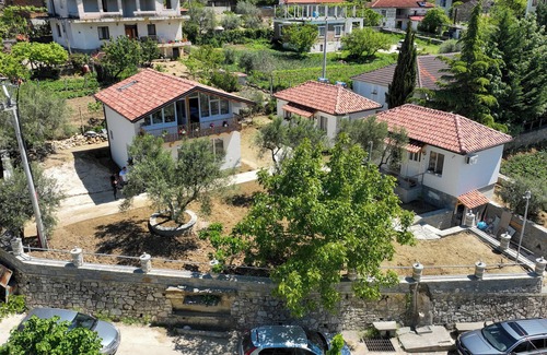 Berat House | Cozy Bungalow in charming Roshnik Village 102