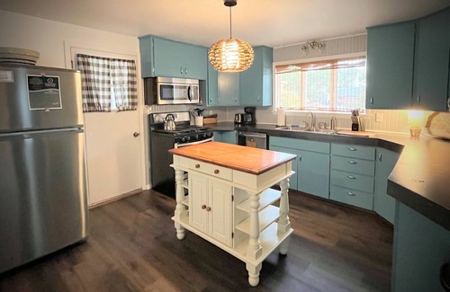 Prescott House | Cozy bungalow near downtown Prescott.