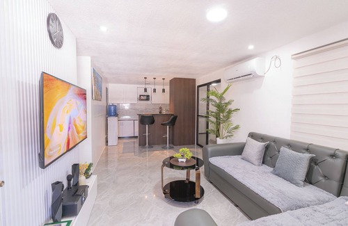 Angeles City House | Cozy Bungalow with Jacuzzi