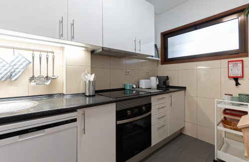 Oliveira do Douro Apartment | Cozy - Bus & Parking - 5min from Downtown Porto & Gaia