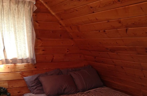Glaslyn Cabin | Cozy Cabin at Indian Point, Turtle Lake w/wrap around deck