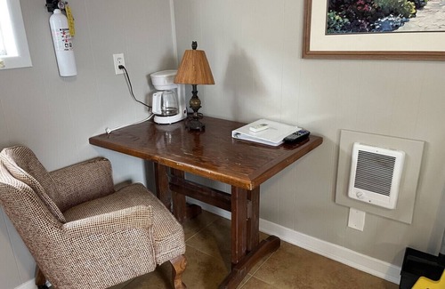 Pottsboro Cabin | Cozy cabin at Lake Texoma: Cabin 2