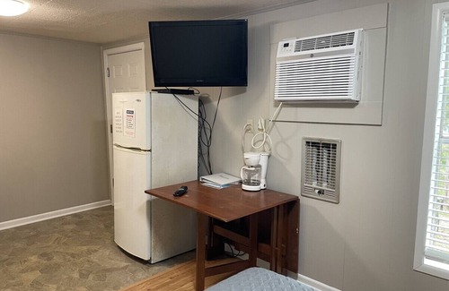 Pottsboro Cabin | Cozy Cabin at Little Mineral Marina: Cabin 7