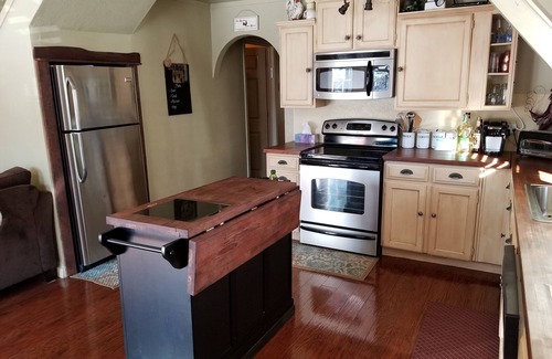 Payson Cabin | Cozy Cabin at Water Wheel Falls on the East Verde River - Comfy & Clean!