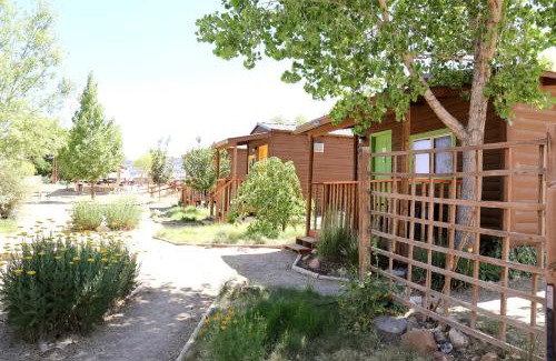 Escalante House | Cozy Cabin in Escalante, Utah - Amazing Glamping Spot for Exploring Canyons and National Parks