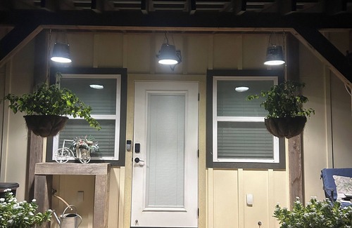 Boerne Cabin | Cozy cabin in lovely Boerne with AC, WiFi