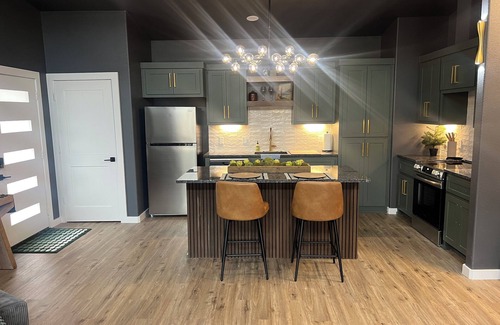 Judson Cabin | Cozy cabin in lovely Longview with WiFi, AC