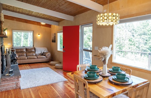 Woodland Park Cabin | Cozy cabin in Pike National Forest