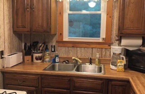 Leeper Cabin | Cozy cabin in serene Cook Forest, close to all!