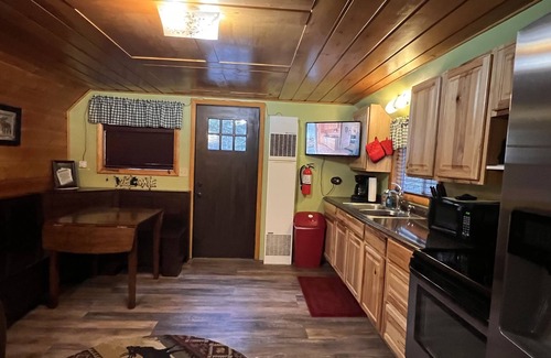 Island Park Cabin | Cozy cabin in the woods
