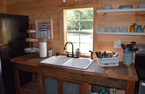 Mount Liberty Cabin | Cozy Cabin nestled in the heart of Irongate Equestrian Center