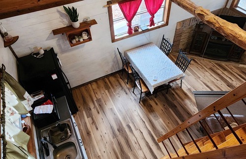 Pineville Cabin | Cozy cabin nestled on the edge of Huckleberry Conservation, w/firepit!