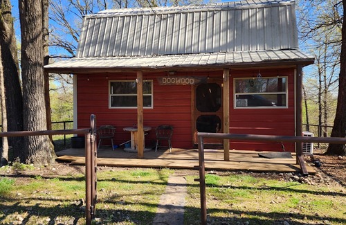 Pineville Cabin | Cozy cabin nestled on the edge of Huckleberry Conservation, w/firepit!