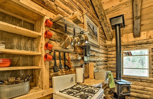 Mancos Apartment | Cozy Cabin on 1,000 Acres by San Juan Nat'l Forest