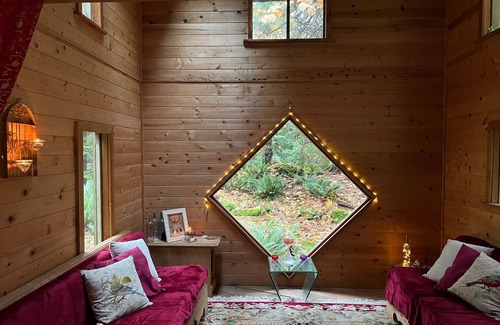 Bowen Island Cabin | Cozy Cabin on 38 Acres of Lush Rainforest on Tranquil Xenia Retreat Centre