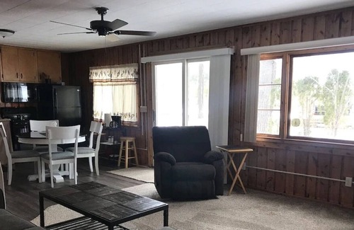 West Branch House | Cozy Cabin on Clear Lake