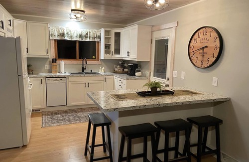 Longville Cabin | Cozy Cabin on Girl Lake