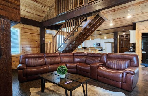Elgin Cabin | Cozy Cabin