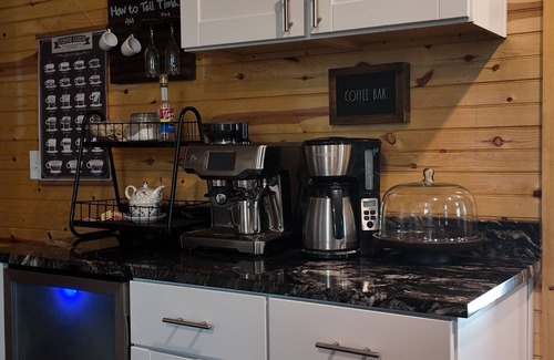 Elgin Cabin | Cozy Cabin