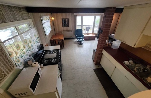 Unorganized Centre Parry Sound Cabin | Cozy Cabin w/2000ft waterfront, 100+ acres to explore