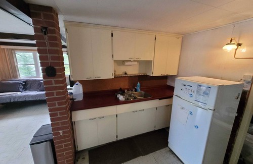 Unorganized Centre Parry Sound Cabin | Cozy Cabin w/2000ft waterfront, 100+ acres to explore