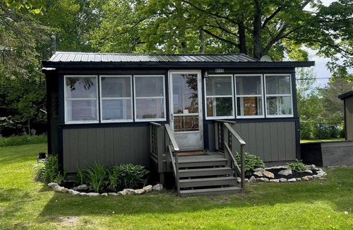 Rapid River Cabin | Cozy Cabin with beautiful view of Lake Michigan. Pet Friendly