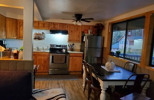 Prescott Cabin | Cozy Cabin with Bunkhouse