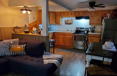 Prescott Cabin | Cozy Cabin with Bunkhouse