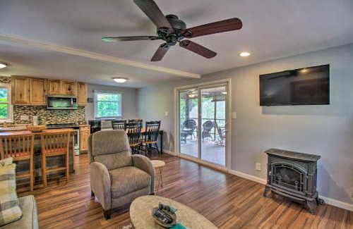 Eagle Rock House | Cozy Cabin with Patio on Craig Creek Pets OK!