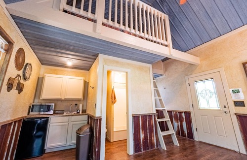 Westminster House | Cozy Cabins at Best Day Ever Ranch