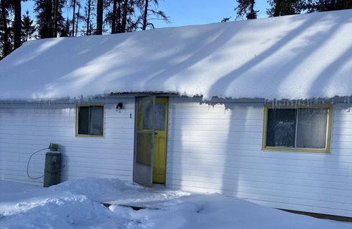 Timiskaming District Cabin | Cozy cabins on beautiful Long Point Lake