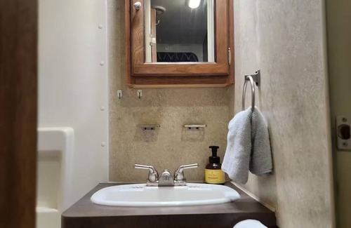 Waco House | Cozy Camp RV with AC and WiFi in Welcoming Waco