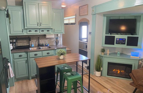 Burnet RV Rental | Cozy Camper at Container City on the backside of Spider Mountain