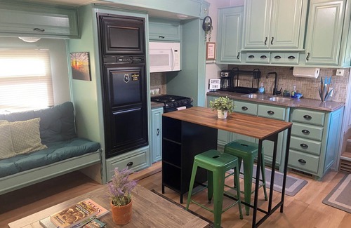 Burnet RV Rental | Cozy Camper at Container City on the backside of Spider Mountain