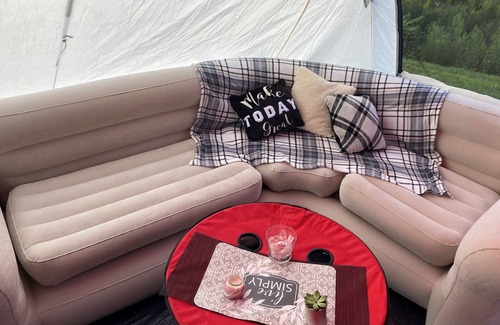 Holland RV Rental | Cozy campground in peaceful Holland with WiFi