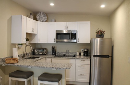 East Mesa Apartment | Cozy Casita sleeps 4