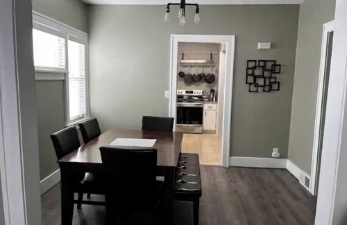 Sioux Falls House | Cozy Cathedral View- Main