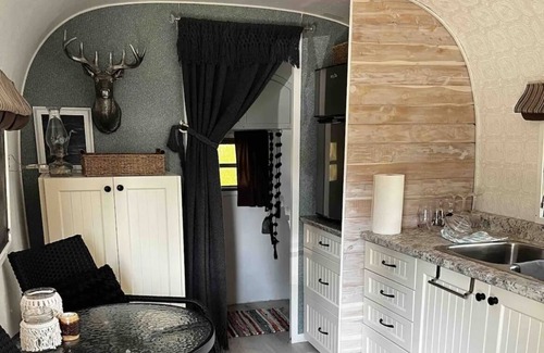 Sheridan Lake Cabin | Cozy cedar cabin on 2 acres at Sheridan Lake