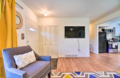 Center Line House | Cozy Center Line Home w/Fenced Yard & Office