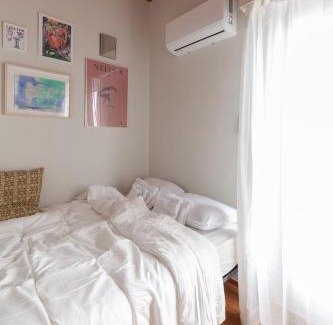 Platia Viktorias Apartment | Cozy, central studio with expansive balcony